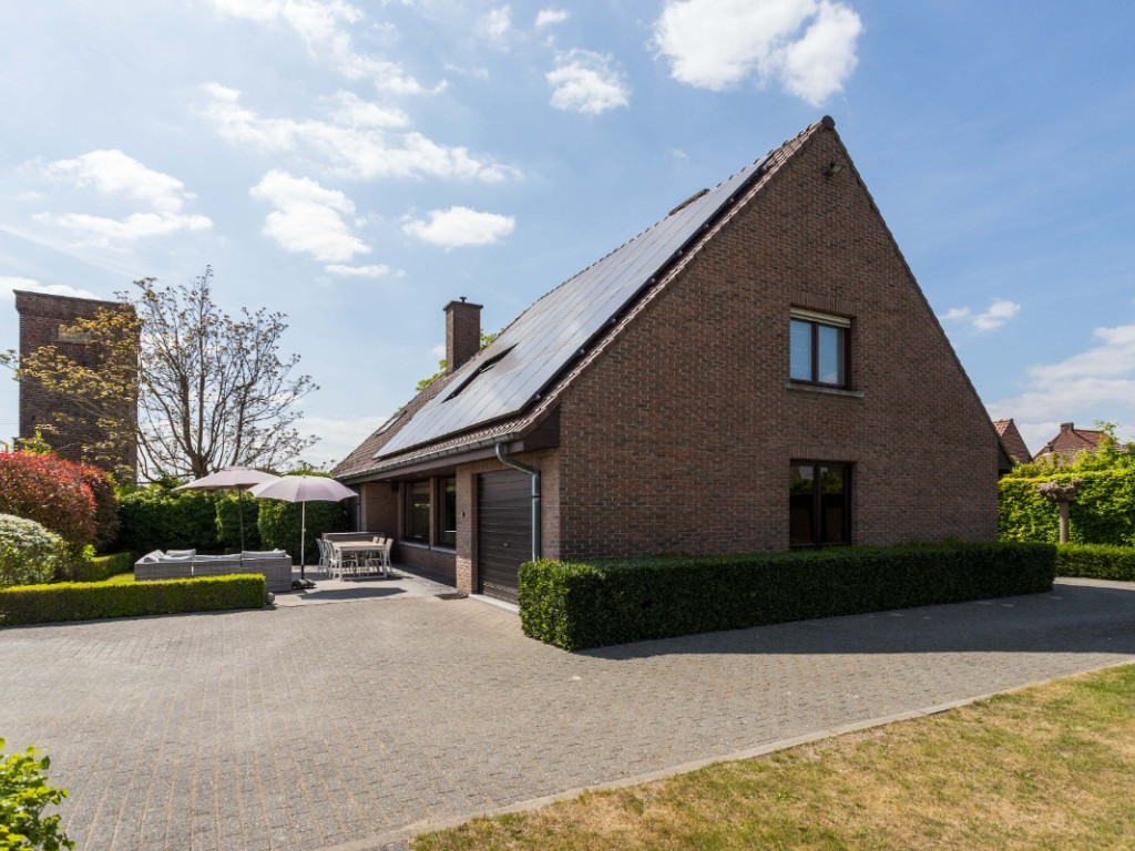 Breestraat - 75 - - 8540