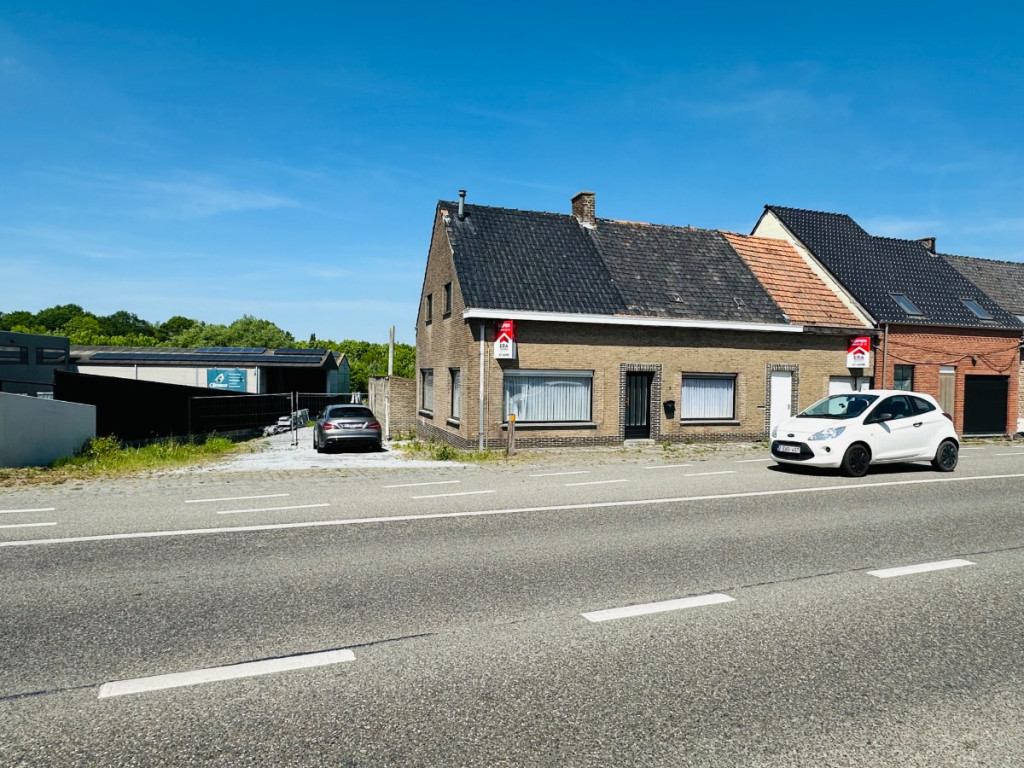 Poelkapellestraat - 9 + 7a - - 8840