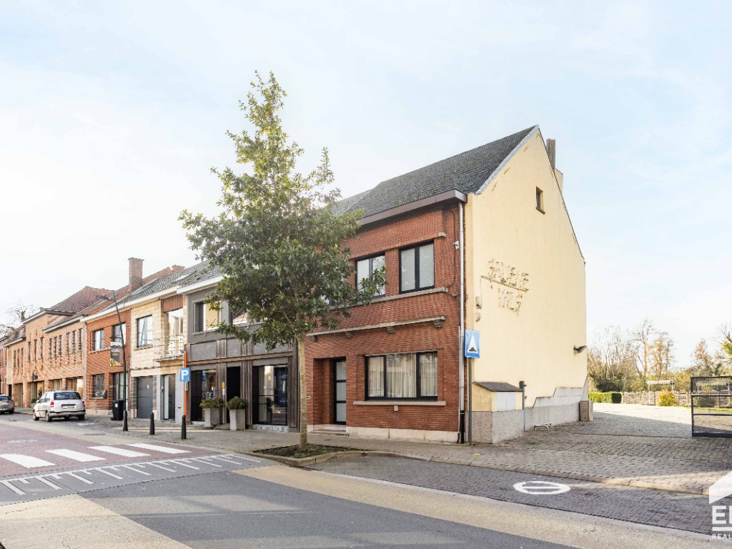 Hogeweg - 82 - - 9320