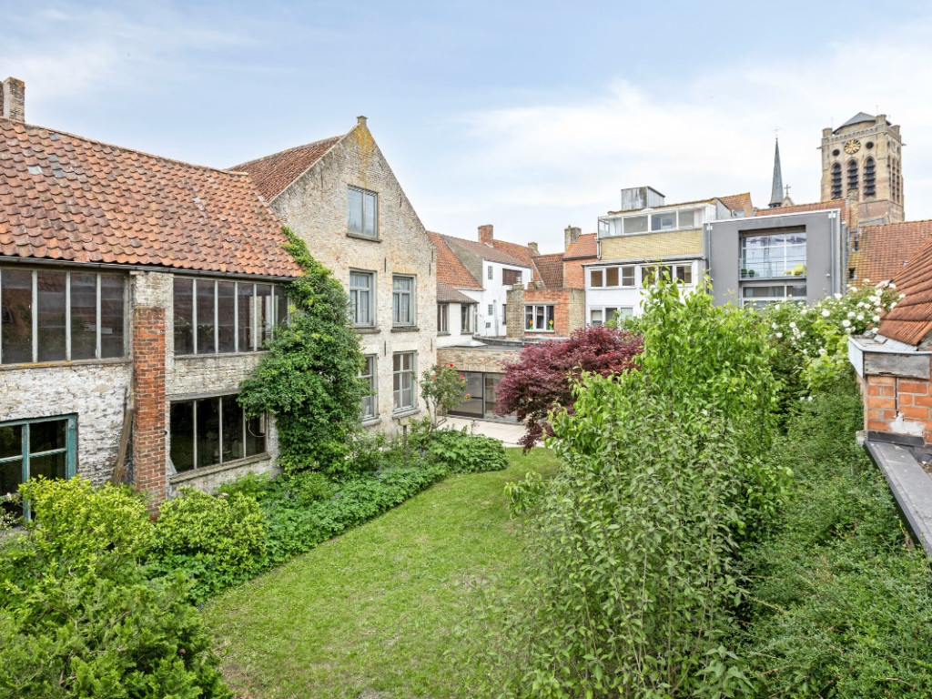 Houtmarkt - 9 - - 8630