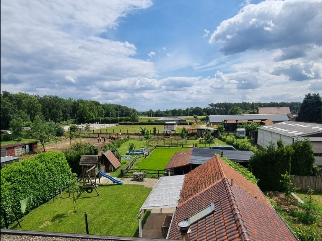 Weg op Bree - 106 - - 3670