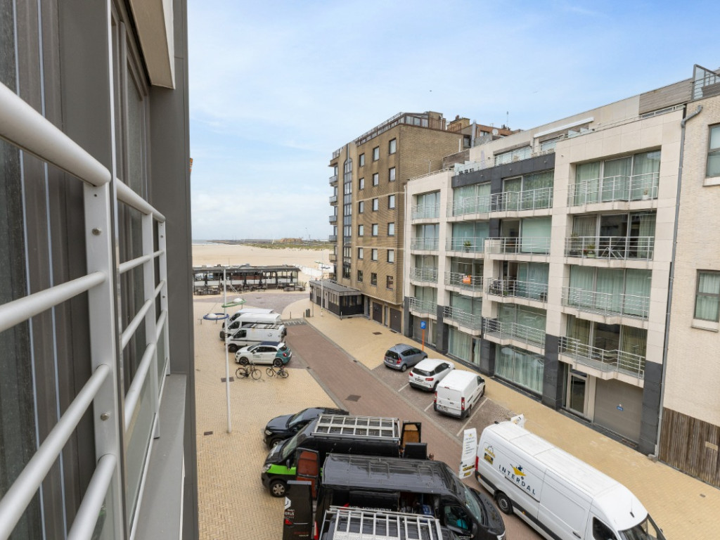 Harwichstraat - 12 - D7 - 8380