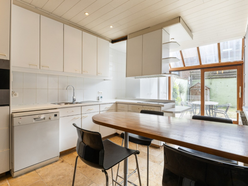 Genuastraat - 11 - - 8380