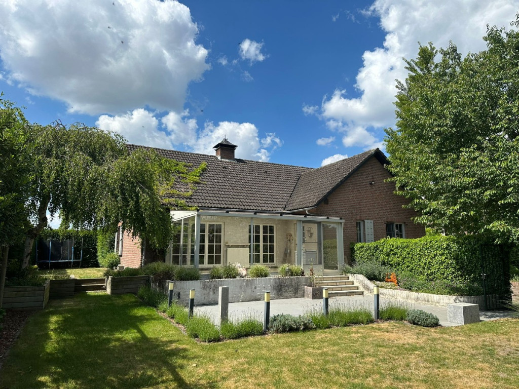 Hoogveldstraat - 23 - - 3960