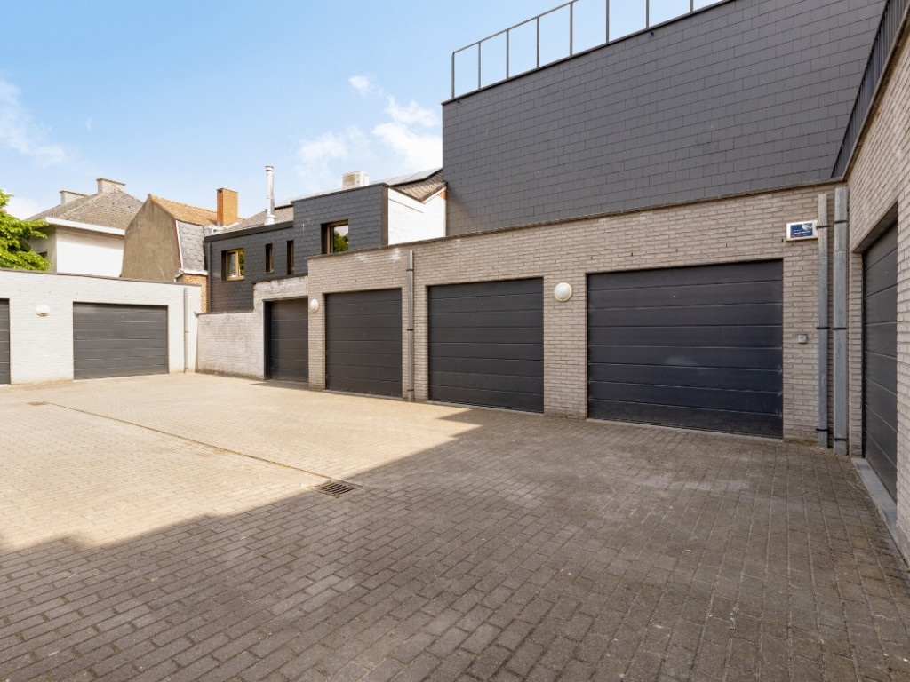 Holstraat - 35 - - 8790