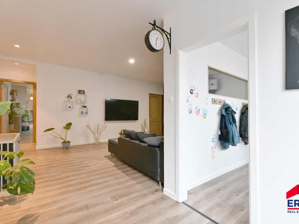 Burgemeester Lionel Pussemierstraat - 110 - - 9900