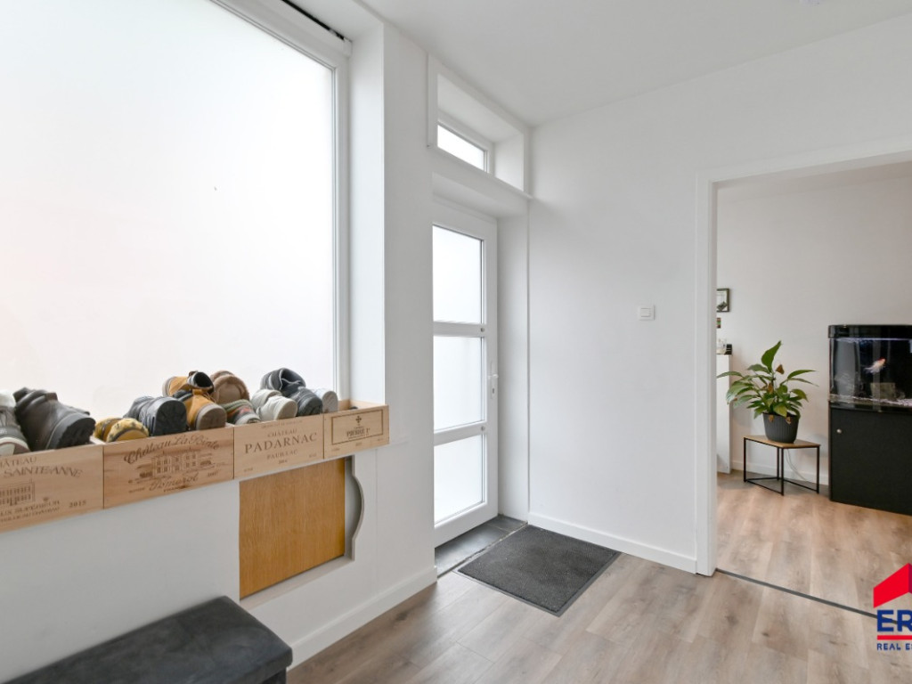 Burgemeester Lionel Pussemierstraat - 110 - - 9900