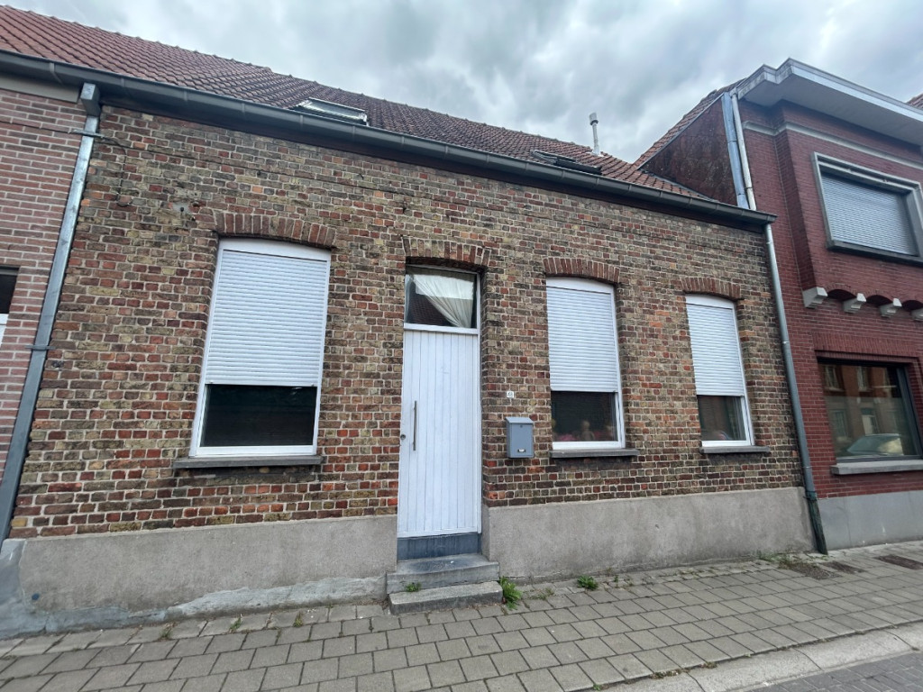 Dadizeelsestraat - 45 - - 8890
