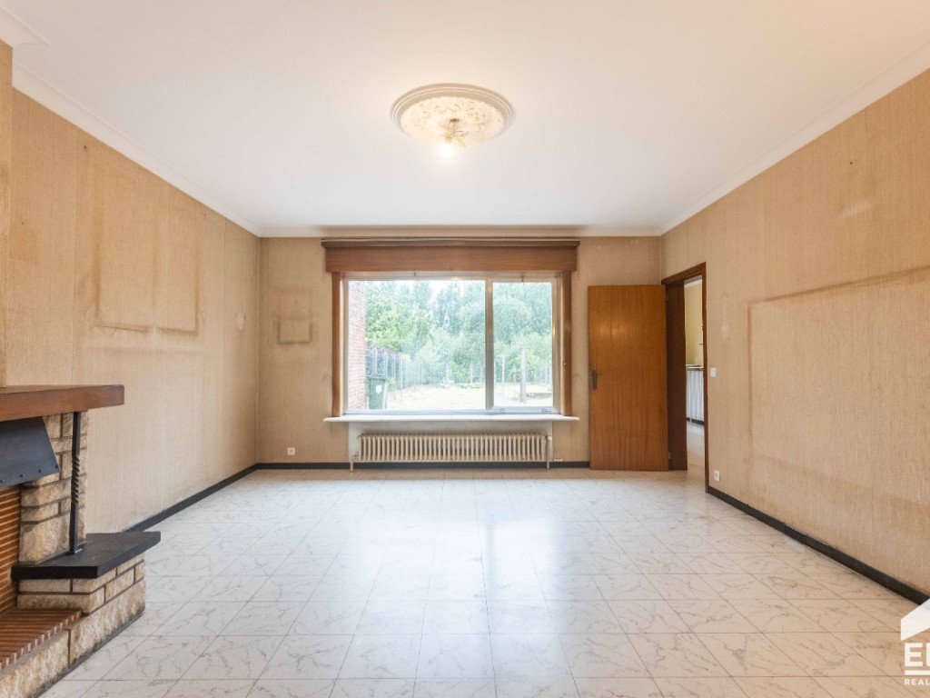 Veldstraat - 24 - - 9470