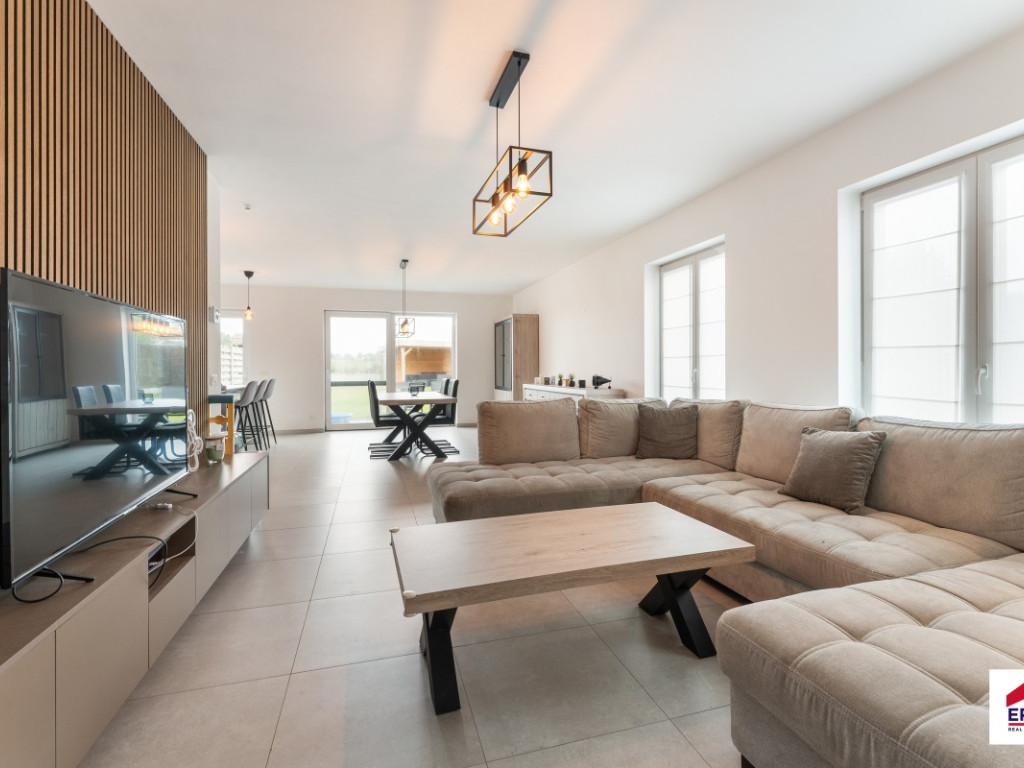 Egemstraat - 146D - - 8740