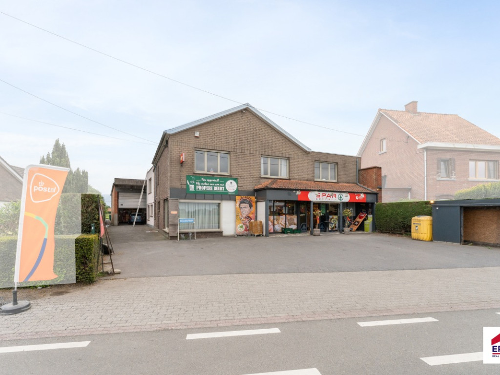 Statiestraat - 121 - - 8720