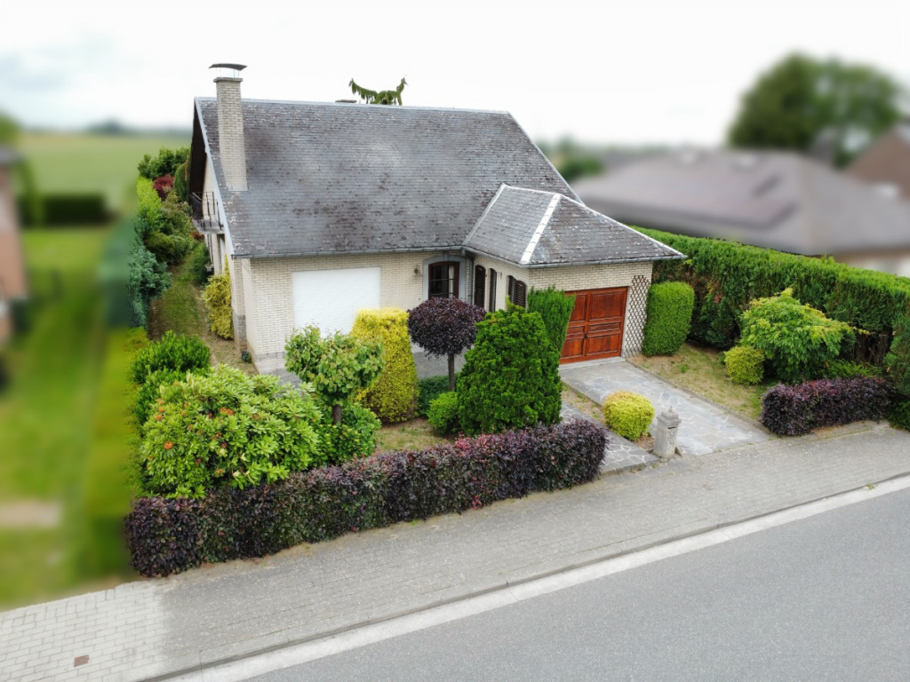 Rue Nicolas Lenoir - 74 - - 4340