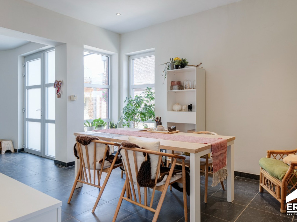 Perkestraat - 10 - - 368 D - 3700