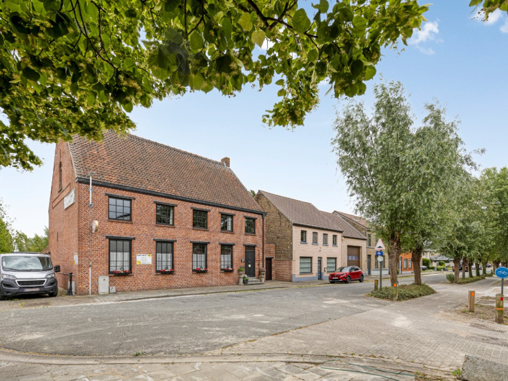 Stationsstraat - 154 - - 8490