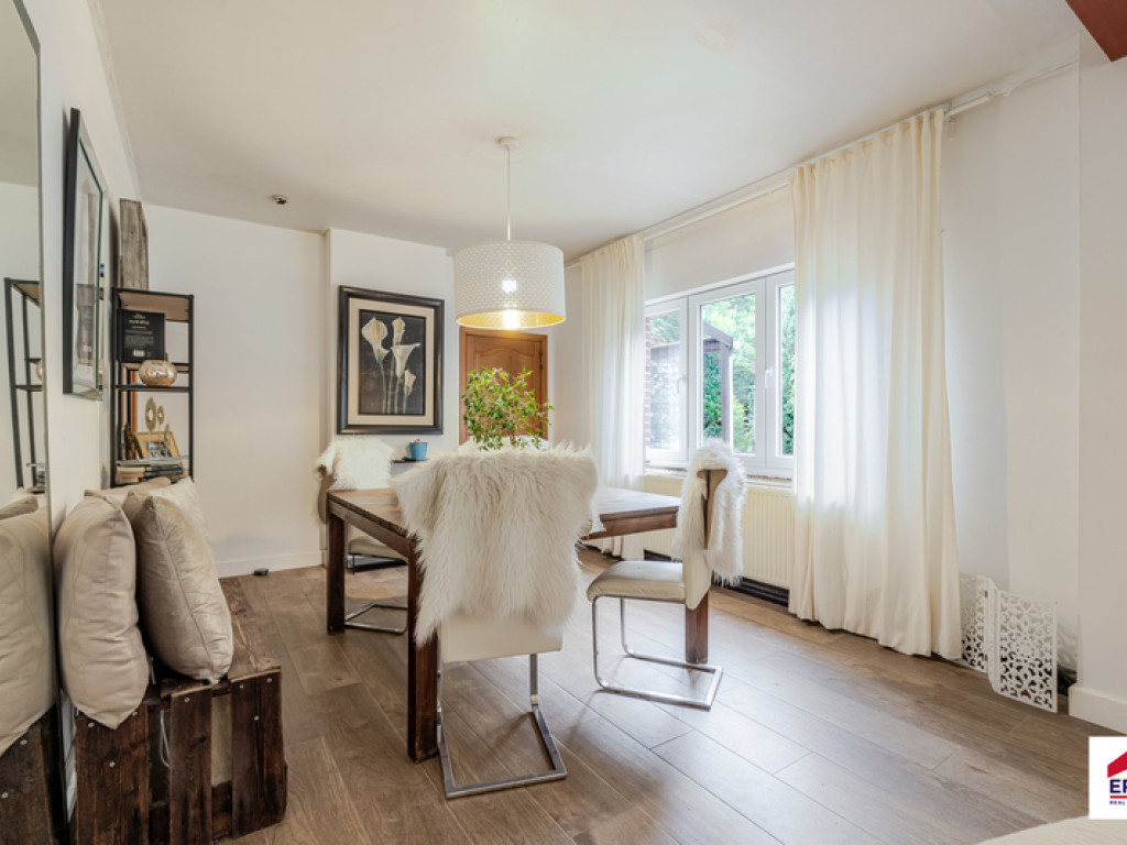 Rue Chef-Lieu - 45 - - 7830