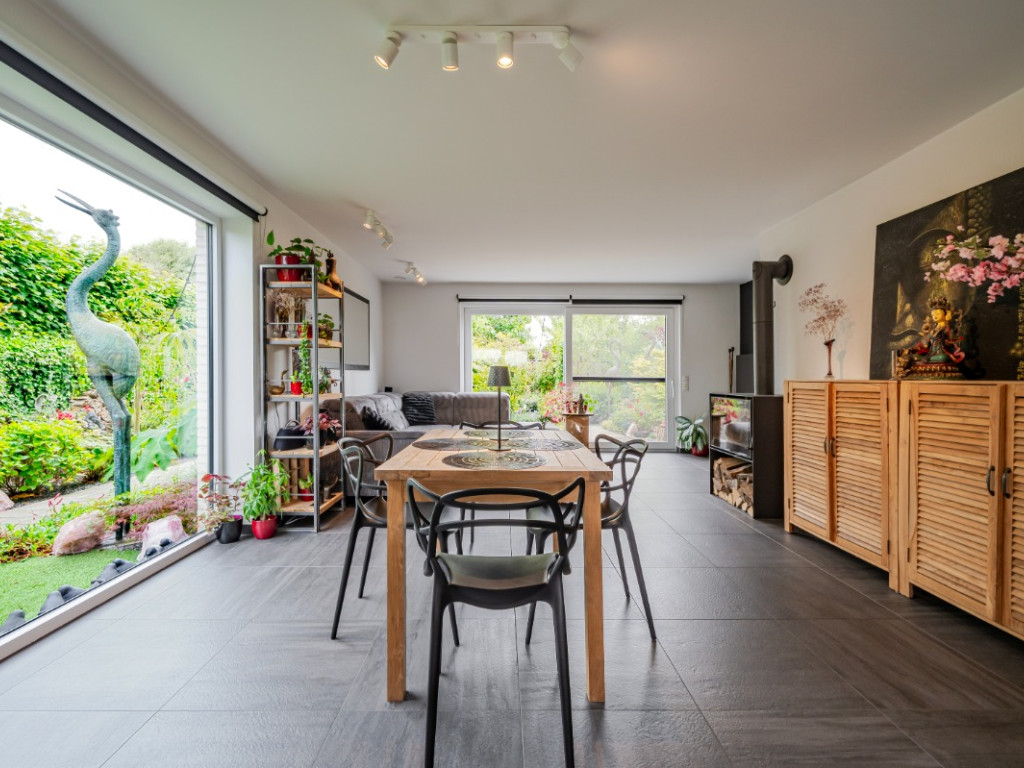 Modest Ghyselenstraat - 23 - - 8670