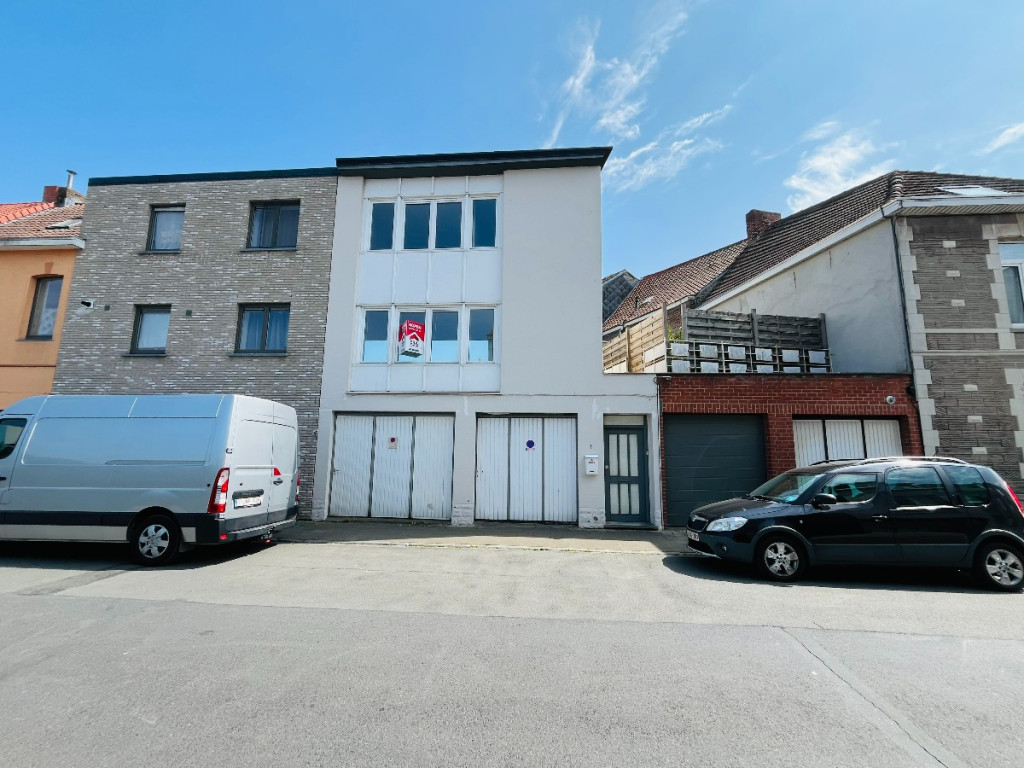 Ambachtenstraat - 1 - - 8930