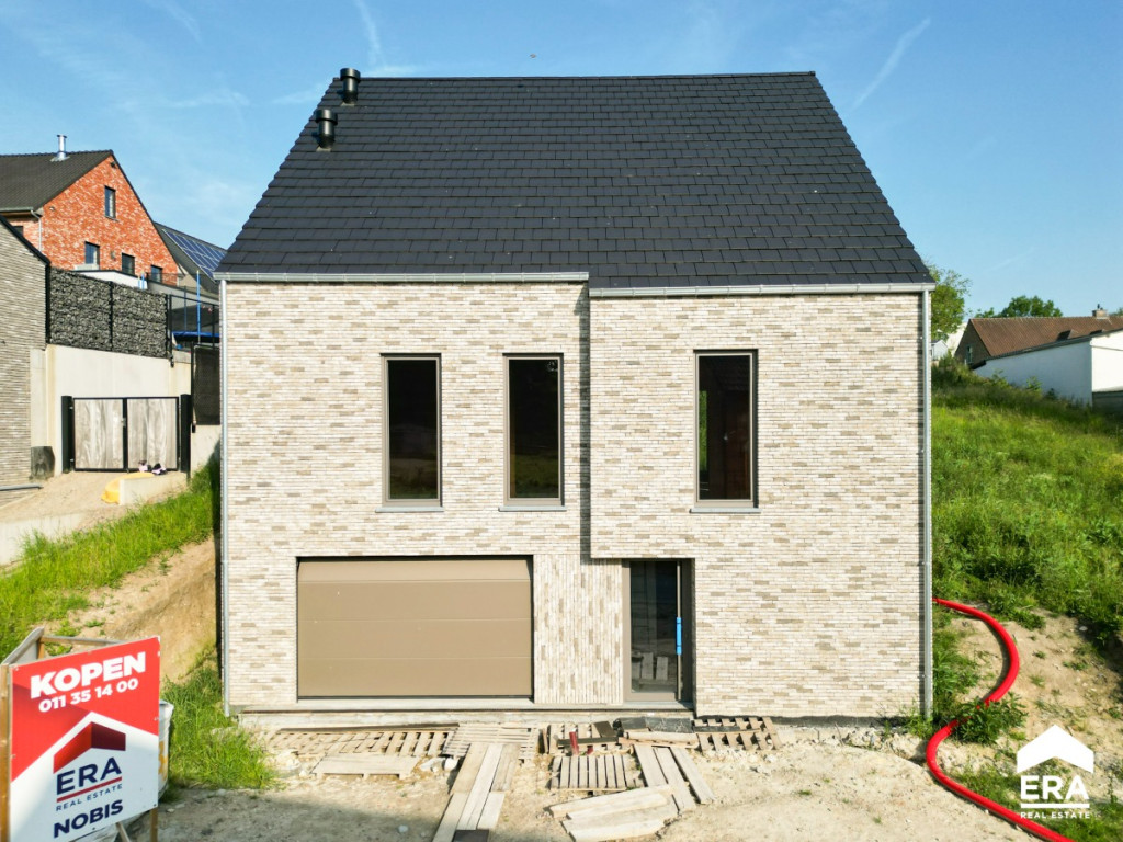 Bronstraat - 5A - - 3840