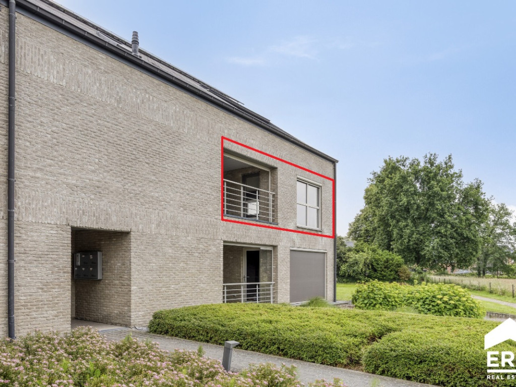 Leuken - 100 - - 3920