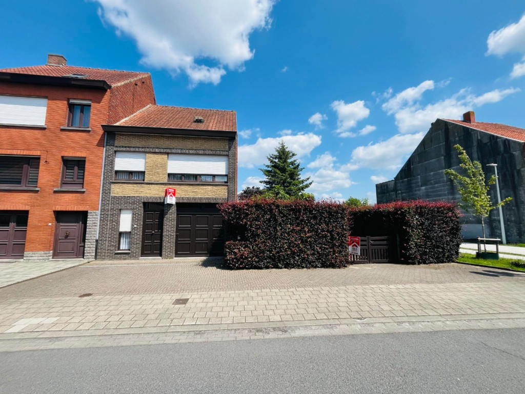 Artoisstraat - 43 - - 8560