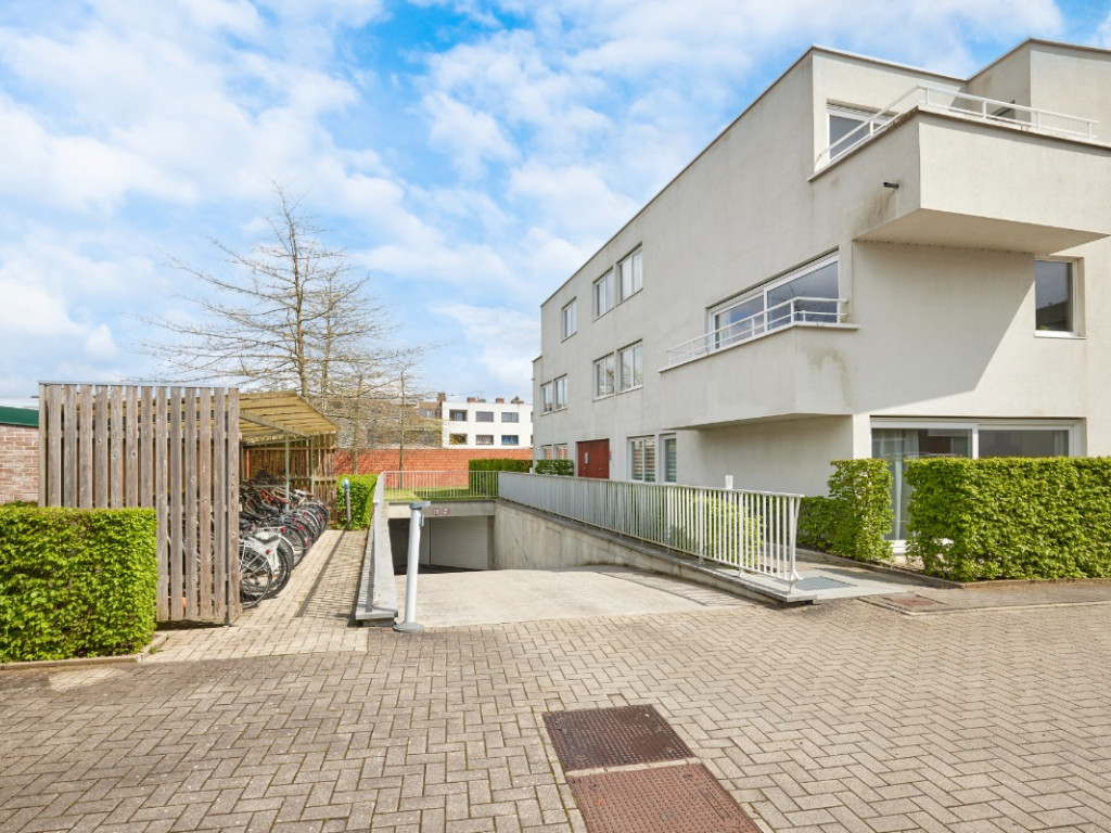 Heerweg-Zuid - 112 - - 9052
