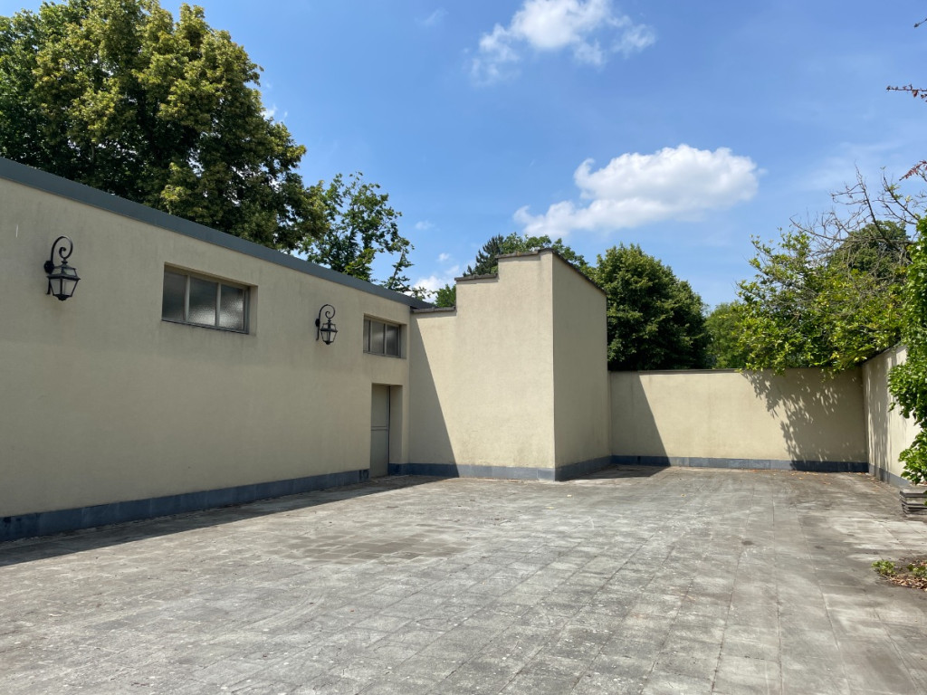 Wolvenstraat - 35+ - - 8500