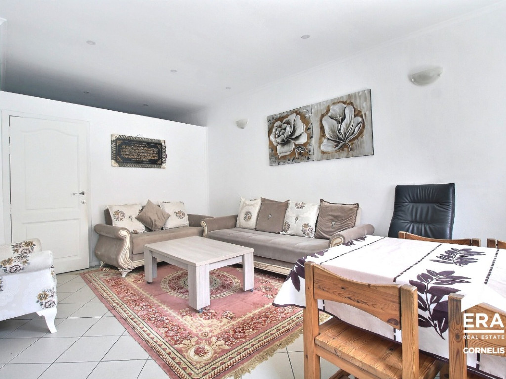 Rue des Parfums - 19 - - 1070