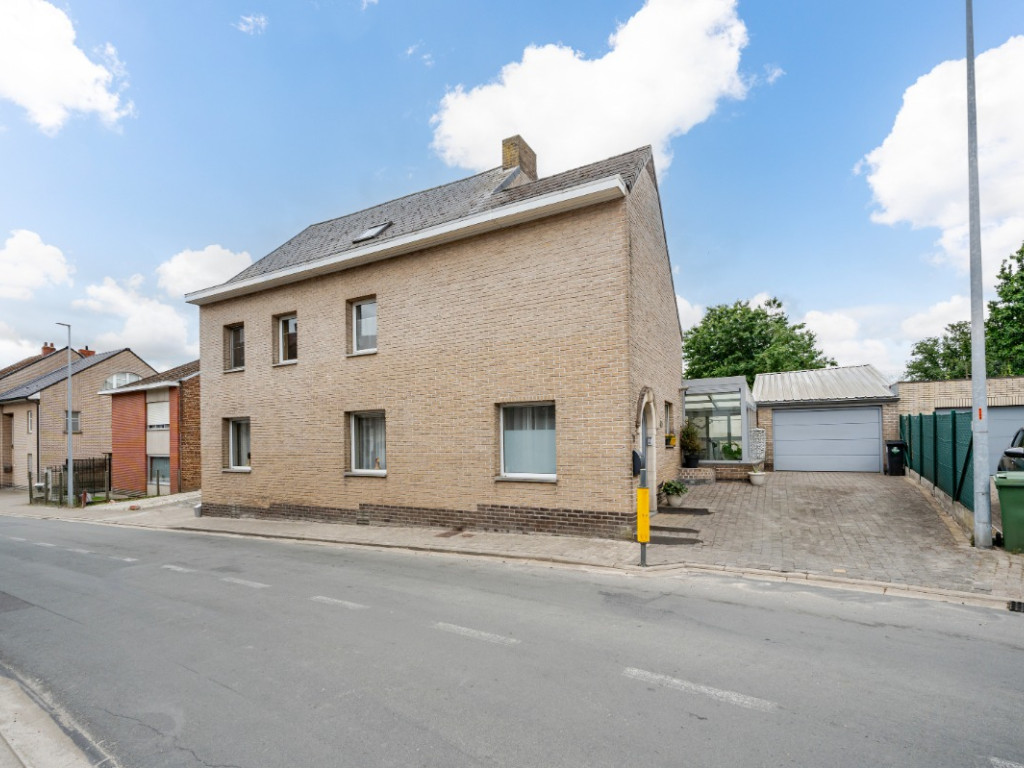 Leopoldstraat - 72 - - 9400