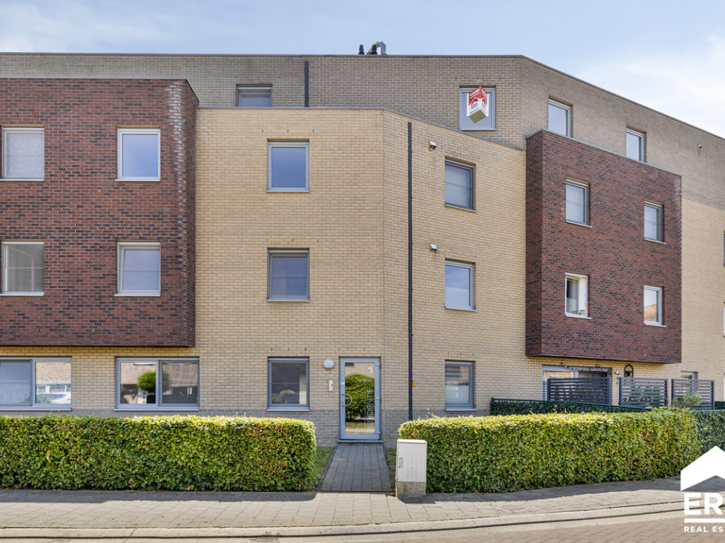 Elst - 1 - 10 - 3300