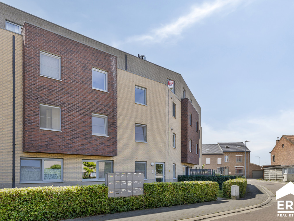 Elst - 1 - 10 - 3300