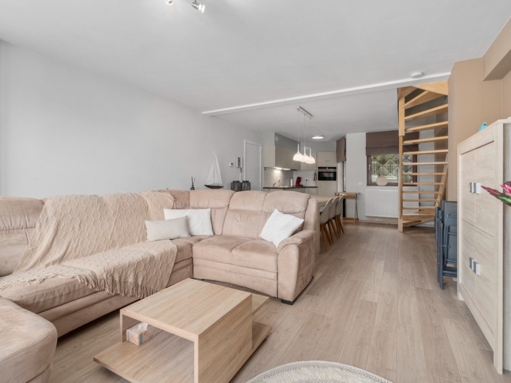 S. Vernieuwestraat - 6 - 502 - 8370