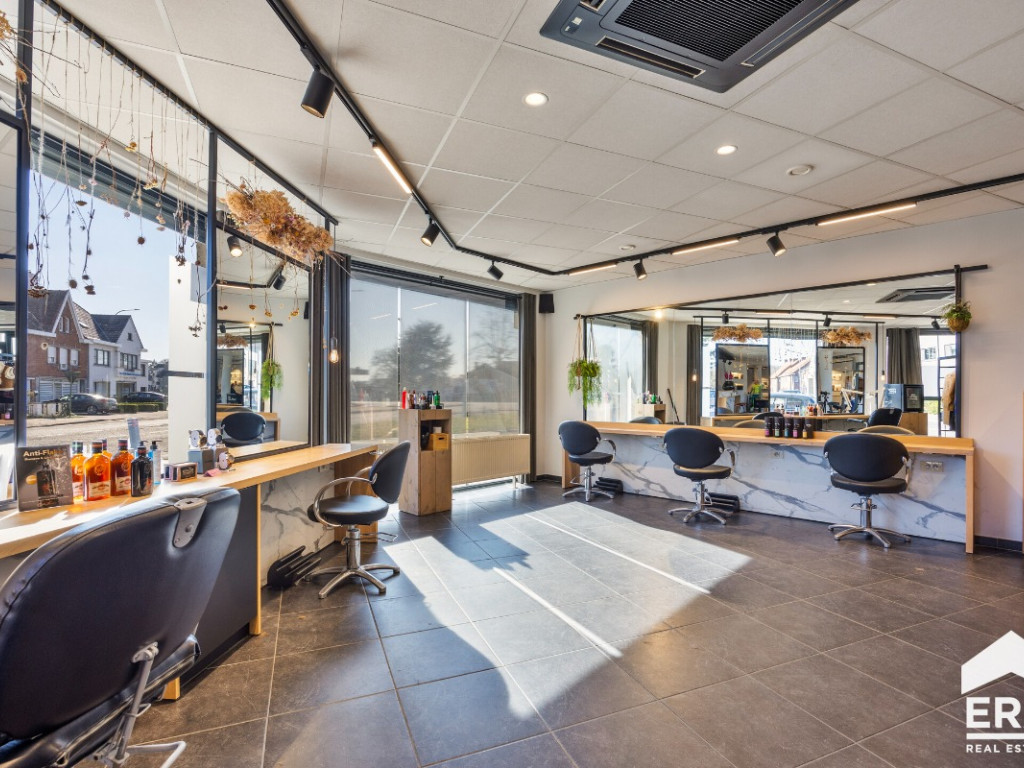 Stationsplein - 20 - 20 A - 8730