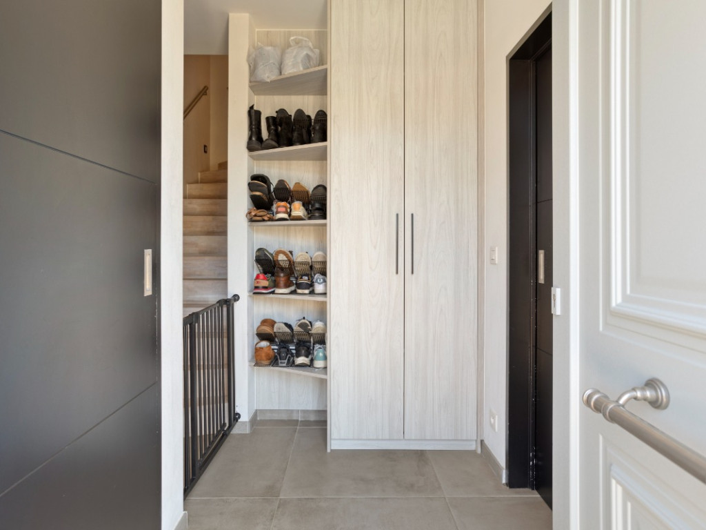 F.J. Houbenstraat - 14 - - 2590