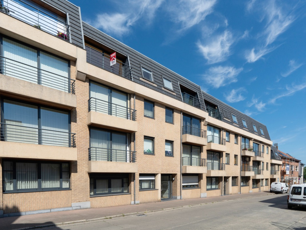 Grensstraat - 4 - - 9620