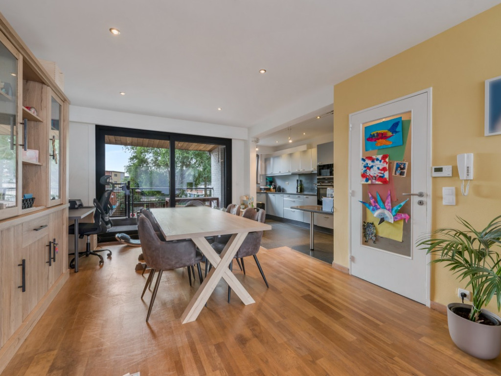Elzelaarstraat - 31 - - 2070