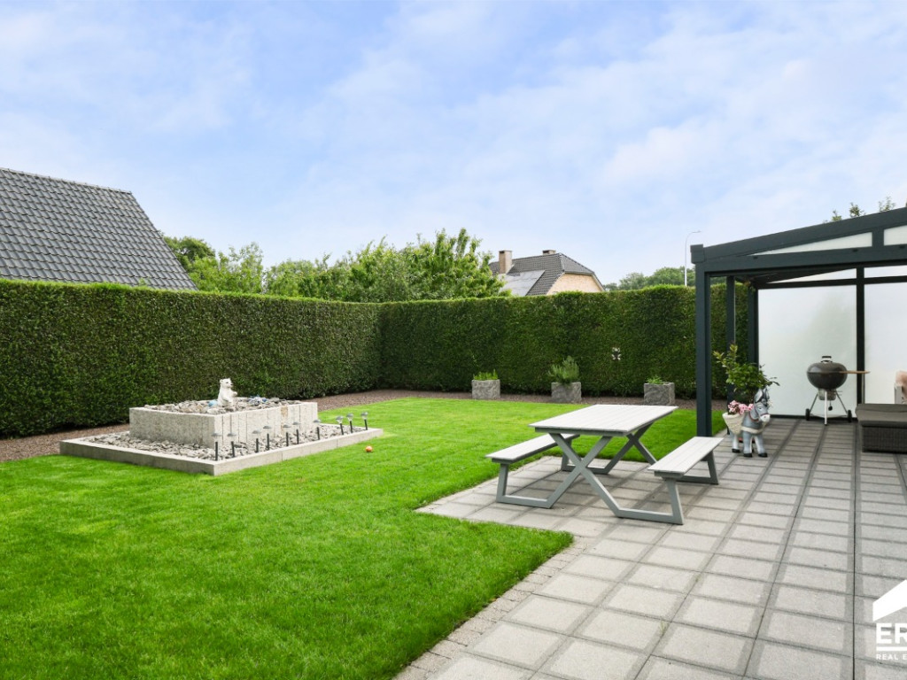 Klaverstraat - 2 - - 3940