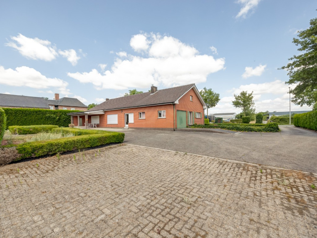 Sint Lenaartseweg - 61 - (lot 1A+B) - 2320