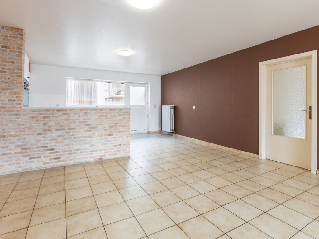 Zwaluwenstraat - 7 - 0201 - 8670