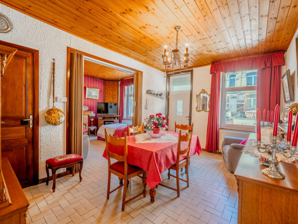 Rue de Najauge - 29 - - 5670