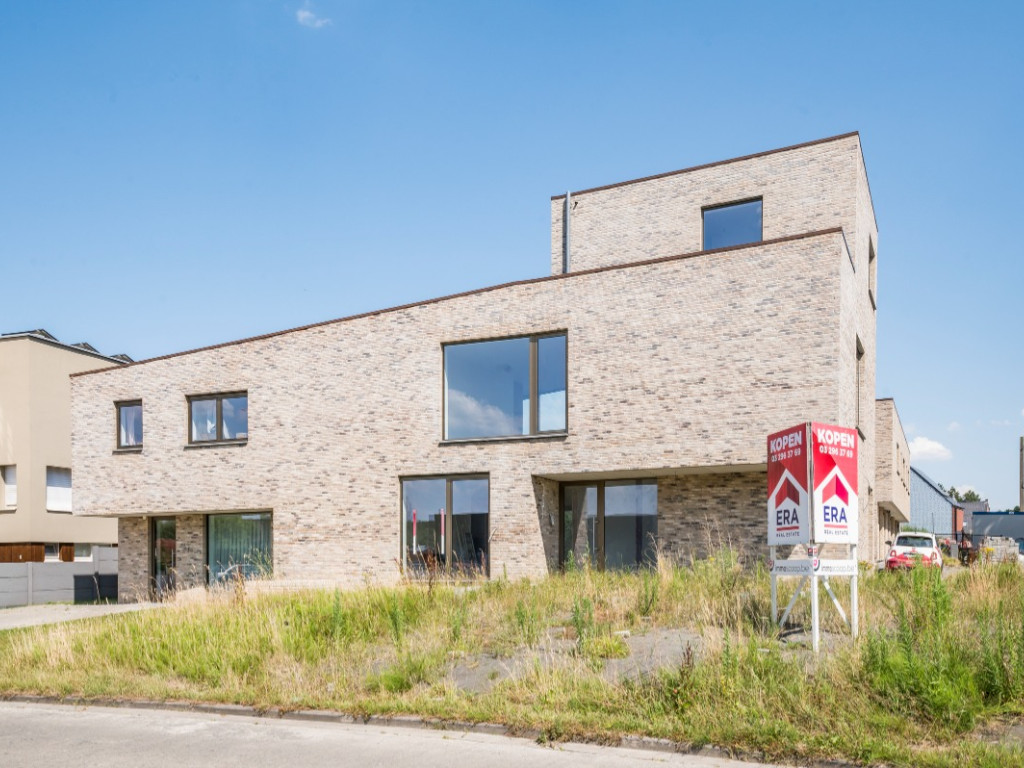 Nieuwstraat - 83 - A-B - Lot 2 - 9280
