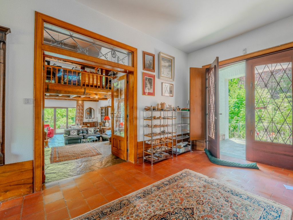 rue de la Belle Jardinière - 129 - - 4031