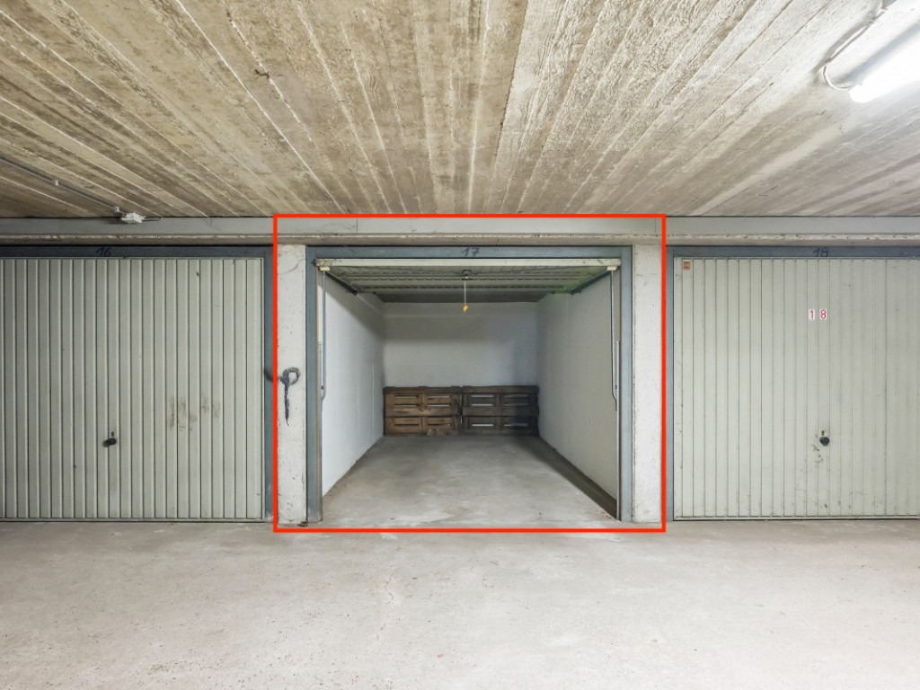 Ciamberlanidreef (staanplaats nr.17) - 66 - - 9120