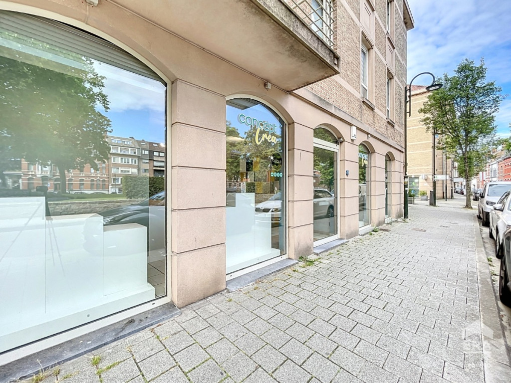 Rue Jules Hans - 84 - - 1420