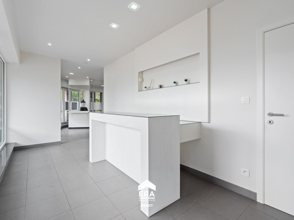 Stationsstraat - 38B - - 3680