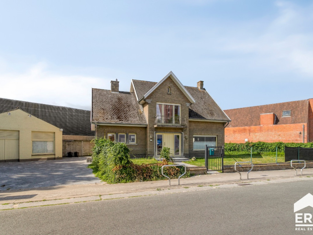Veltemweg - 15 - - 8310