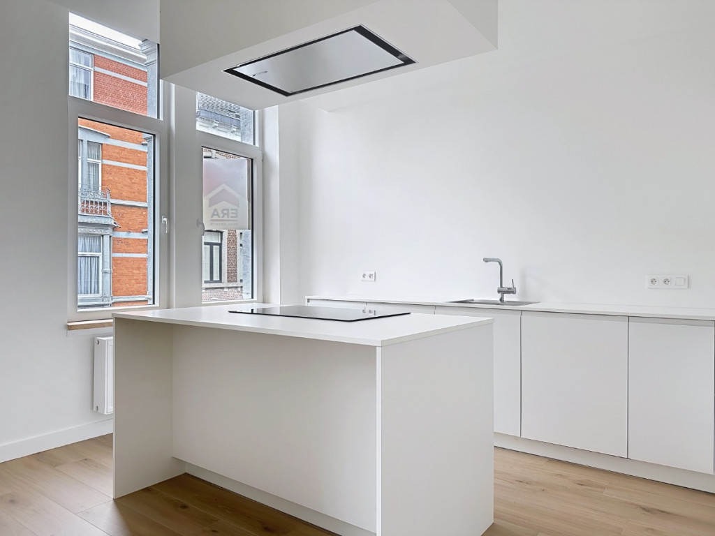 Rue Jean d'Outremeuse - 77 - 0011 - 4020