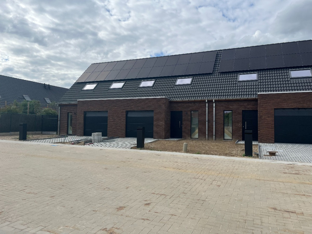 Mirastraat - 1 - - 8570