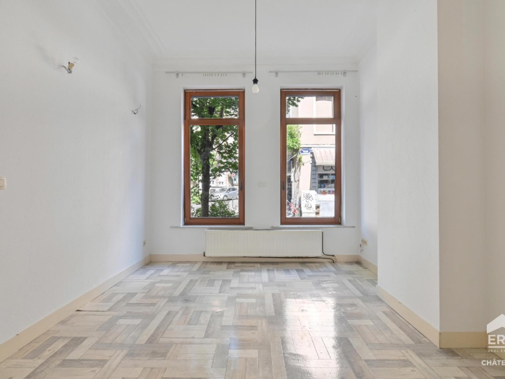 Rue des Deux Tours - 111 - - 1210
