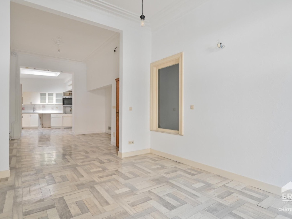Rue des Deux Tours - 111 - - 1210