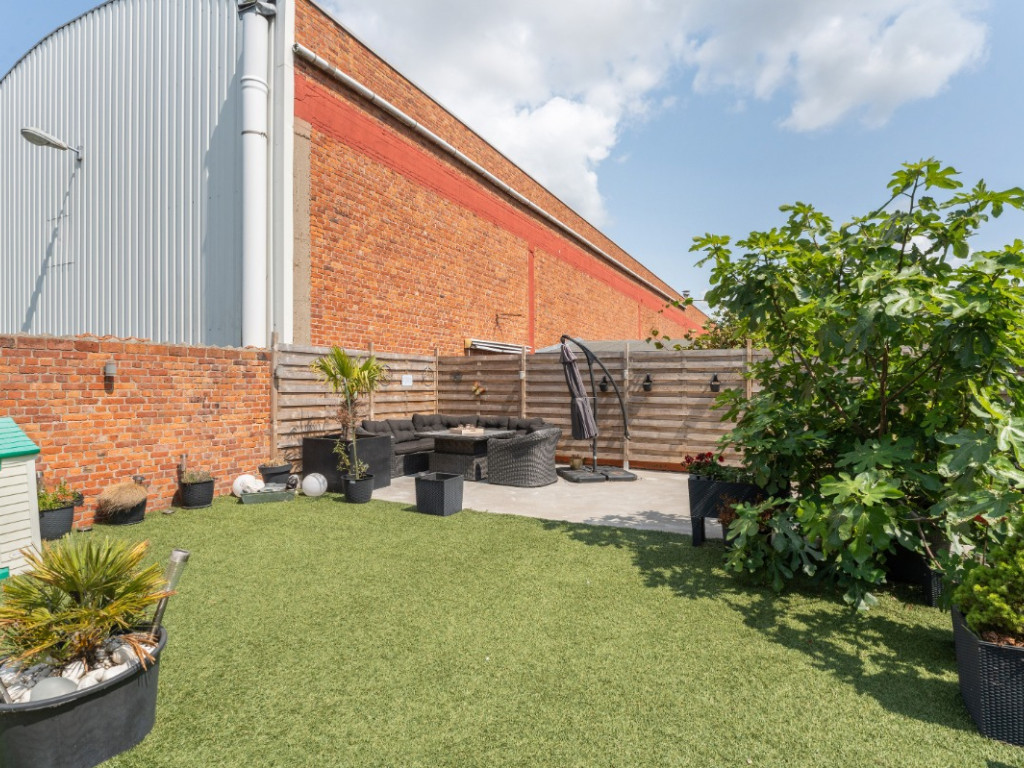 Biekorfstraat - 8 - - G272/00G - 8400